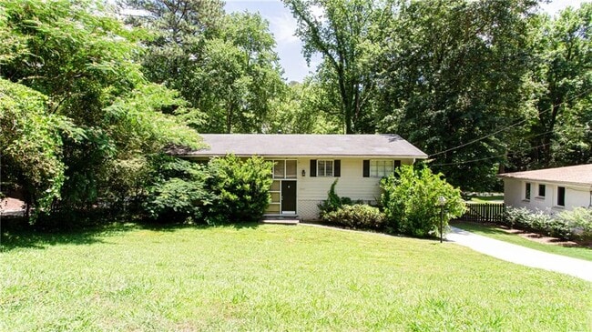 4293 Rickenbacker Way NE in Atlanta, GA - Building Photo - Building Photo
