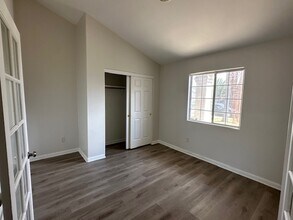 5302 Grant Grove St in Bakersfield, CA - Building Photo - Building Photo