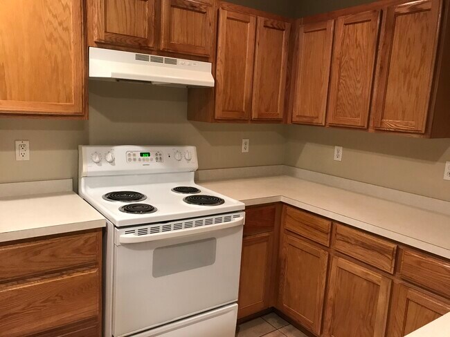 3013 Main St, Unit 6 in Washougal, WA - Foto de edificio - Building Photo