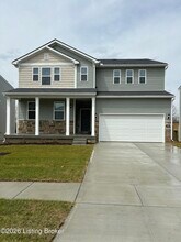 3009 Aiken Back Ln in La Grange, KY - Building Photo - Building Photo