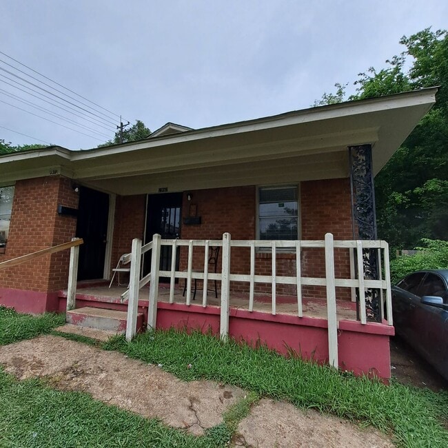 property at 2972 Hale Ave