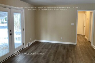 1300 Shannonhouse Dr in Charlotte, NC - Building Photo - Building Photo