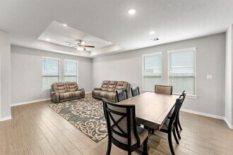 7454 French Quarter Ct in Fulshear, TX - Building Photo - Building Photo