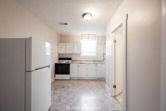 411.5 S East St in Lebanon, IN - Foto de edificio - Building Photo