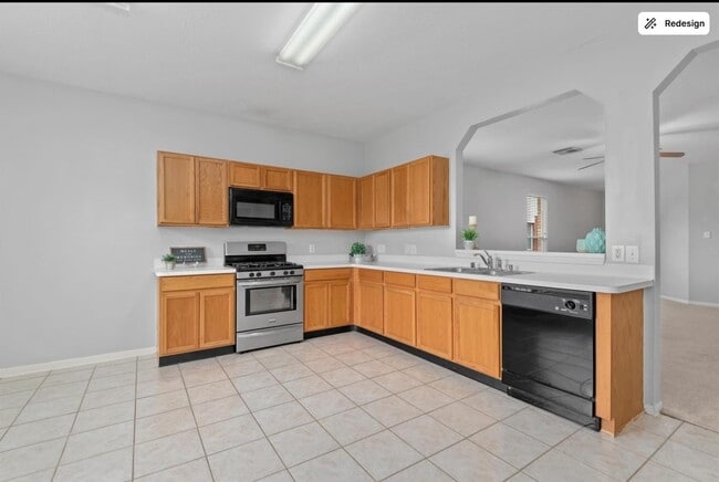 property at 911 Pinecreek Point Ct