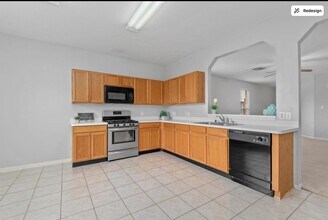 911 Pinecreek Point Ct in Spring, TX - Building Photo - Building Photo