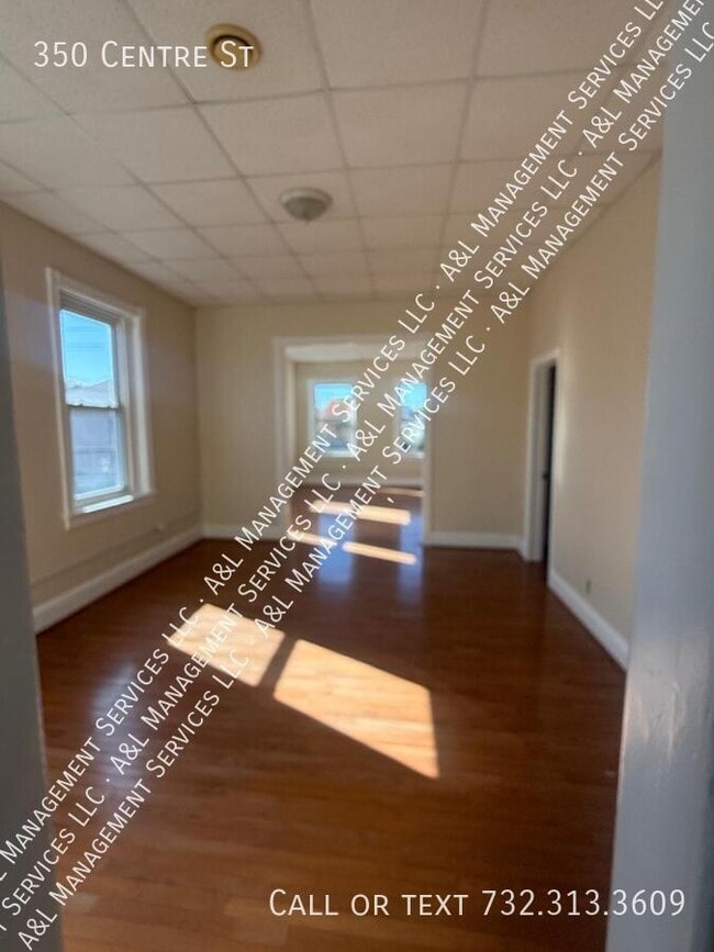 350 Centre St in Trenton, NJ - Building Photo - Building Photo