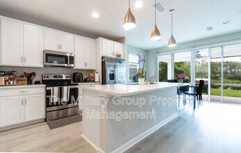 9322 Scaup Way in Jacksonville, FL - Building Photo - Building Photo