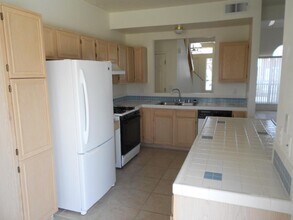 15 Pinon Ave in Los Lunas, NM - Building Photo - Building Photo