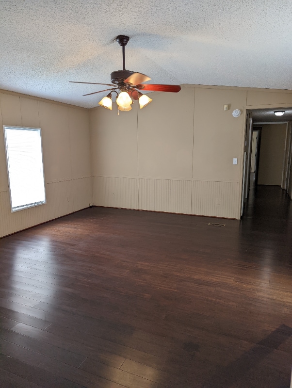 4601 Hazard Rd in New Iberia, LA - Building Photo - Building Photo