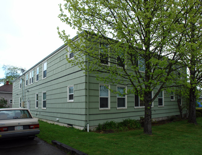 1790 Ferry St in Eugene, OR - Building Photo - Building Photo