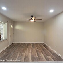 1460 Sheafe Ave NE in Palm Bay, FL - Foto de edificio - Building Photo