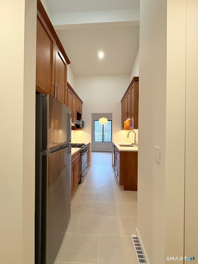 9 Cook Close in Ridgefield, CT - Building Photo - Building Photo