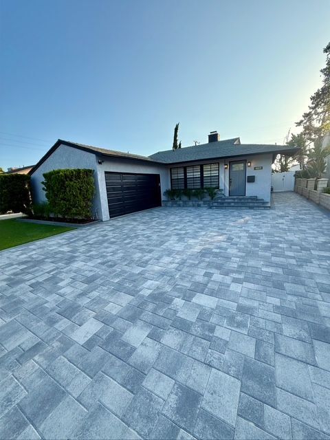 property at 6611 Riverton Ave