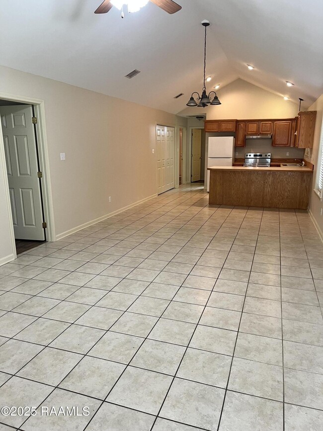 405 Langley Dr in Lafayette, LA - Building Photo - Building Photo
