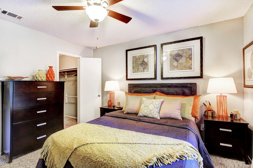 The Flats on San Felipe Austin, TX Apartments