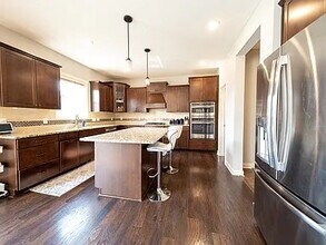 15773 Everglade Ave in Apple Valley, MN - Foto de edificio - Building Photo