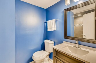 5013 W 60th St in Minneapolis, MN - Building Photo - Building Photo