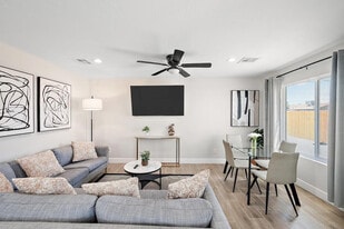 1801 E Raymond St, Unit SI ID1244347P in Phoenix, AZ - Building Photo