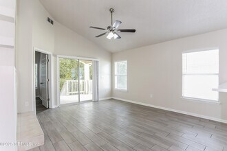 1097 Cherry Point Way in Jacksonville, FL - Building Photo - Building Photo