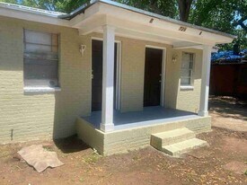 729 Corn Ave in Albany, GA - Building Photo