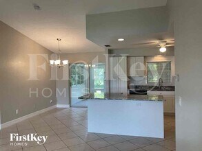 314 SE 15th St in Cape Coral, FL - Building Photo - Building Photo