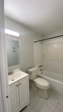 4016 Lakeside Dr, Unit 4016 in Tamarac, FL - Building Photo - Building Photo
