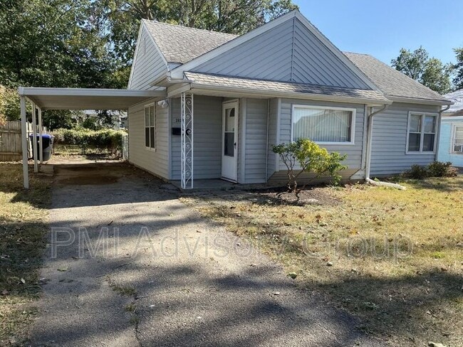 property at 2020 SW Atwood Ave