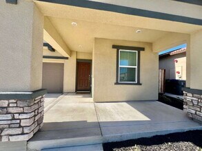 3215 Center Dr in Fairfield, CA - Building Photo - Building Photo