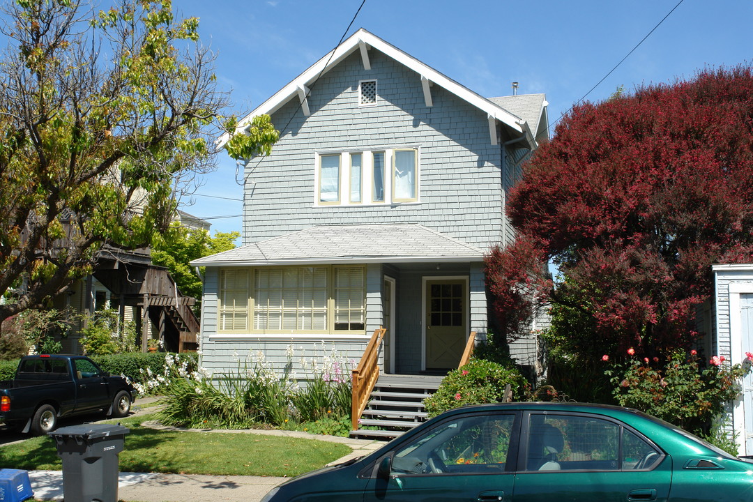 2151 Stuart St in Berkeley, CA - Building Photo