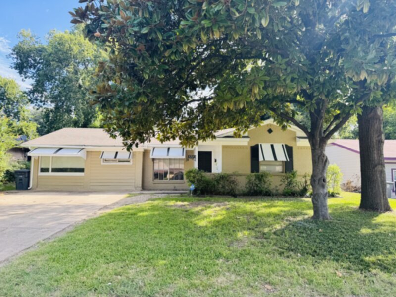 6224 Harmony Ln in Dallas, TX - Building Photo