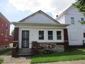 1214 Summit St in Fort Wayne, IN - Building Photo