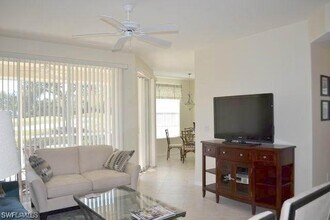 2120 Arielle Dr in Naples, FL - Building Photo - Building Photo
