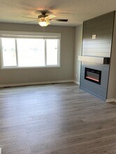 917 Knoll Dr in Norwalk, IA - Building Photo - Building Photo