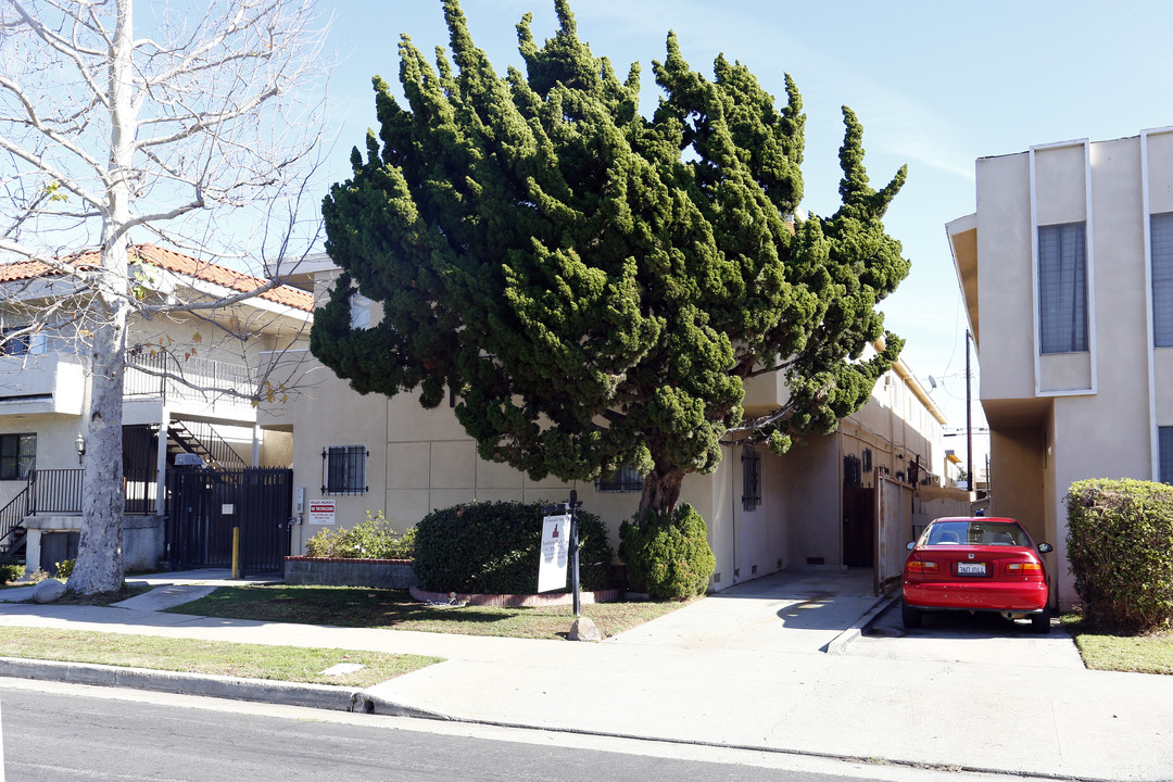 3106 Bagley Ave in Los Angeles, CA - Building Photo