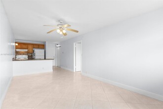 2771 Riverside Dr in Coral Springs, FL - Building Photo - Building Photo