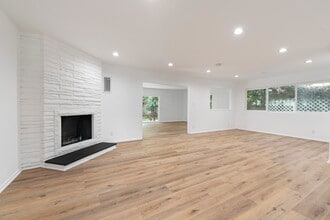14028 Cantlay St in Van Nuys, CA - Building Photo - Building Photo