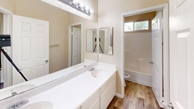 1545 Shadow Hills Trail in Beaumont, CA - Building Photo - Building Photo