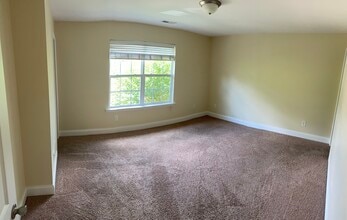 1700 New Castle Dr NE, Unit 1704 in Cleveland, TN - Building Photo - Building Photo
