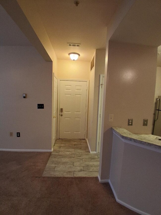 8927 Groffs Mill Dr in Owings Mills, MD - Building Photo - Building Photo