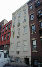 242 W 20th St in New York, NY - Building Photo - Building Photo