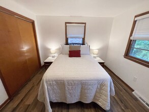 2417 Quail Dr, Unit A in Columbia, MO - Building Photo - Building Photo