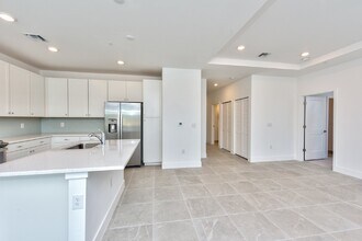 26300 Coco Cay Cir in Bonita Springs, FL - Foto de edificio - Building Photo