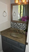 4335 Morro Dr in Woodland Hills, CA - Foto de edificio - Building Photo