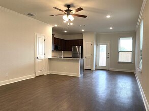 10314 Lynwood Branch in San Antonio, TX - Building Photo - Building Photo