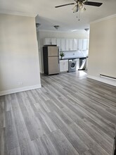 3838 N Greenview Ave, Unit 3817.5 -3E in Chicago, IL - Building Photo - Building Photo