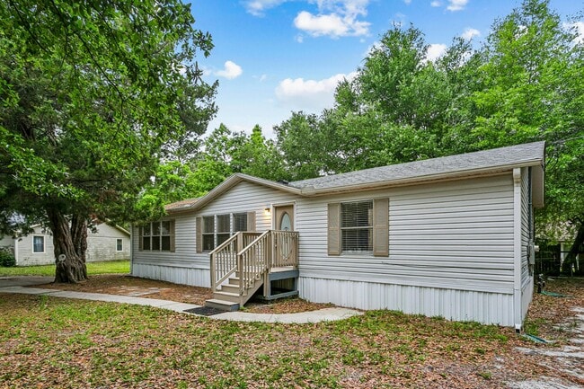 223 Ajax Dr NW in Fort Walton Beach, FL - Building Photo - Building Photo