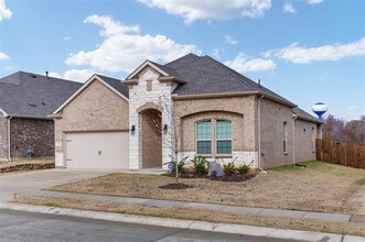 10701 Bluestone Ln in Krugerville, TX - Building Photo - Building Photo