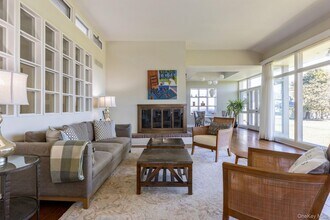 29 Alden Ln in Westhampton Beach, NY - Building Photo - Building Photo