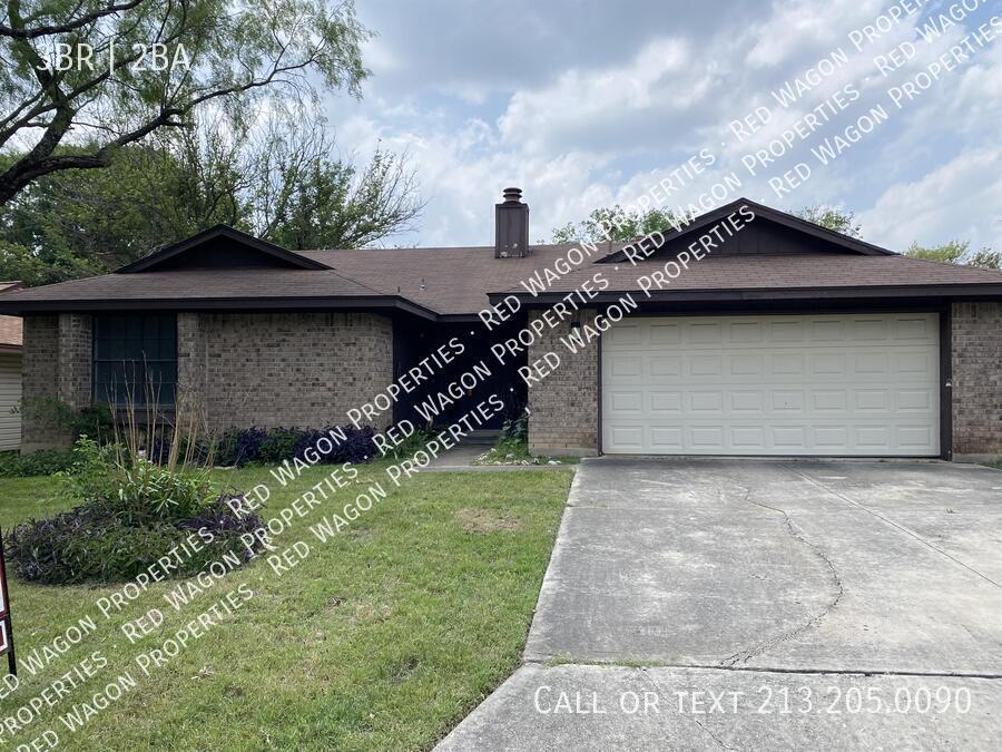 7259 Flaming Forest St in San Antonio, TX - Building Photo